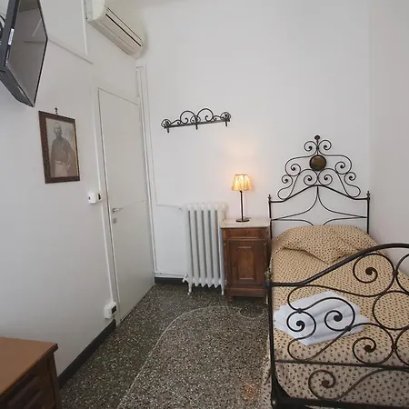 Affittacamere Sleepingenoa *